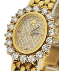 Replica Audemars Piguet Ladys Diamond Watches Yellow-Gold-Bracelet claissiovalygpave