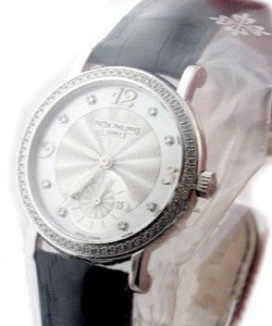 replica patek philippe calatrava ladys-4959-diamond-bezel 4959g watches