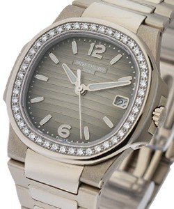 replica patek philippe nautilus ladys-white-gold 7010/1g 012 watches